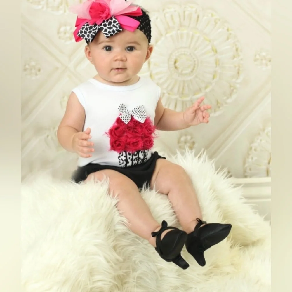 New Heelarious Baby Girls First Heels Size 6